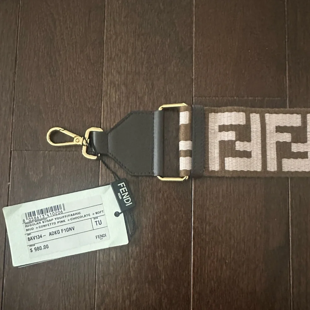 NWT Fendi strap you FF fabric bag strap in confetto pink and chocolate - Picture 4 of 6